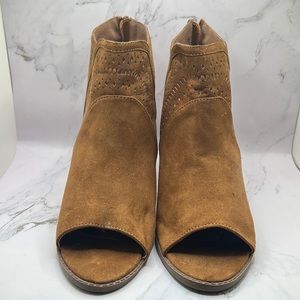Brown Suede Heeled Boots